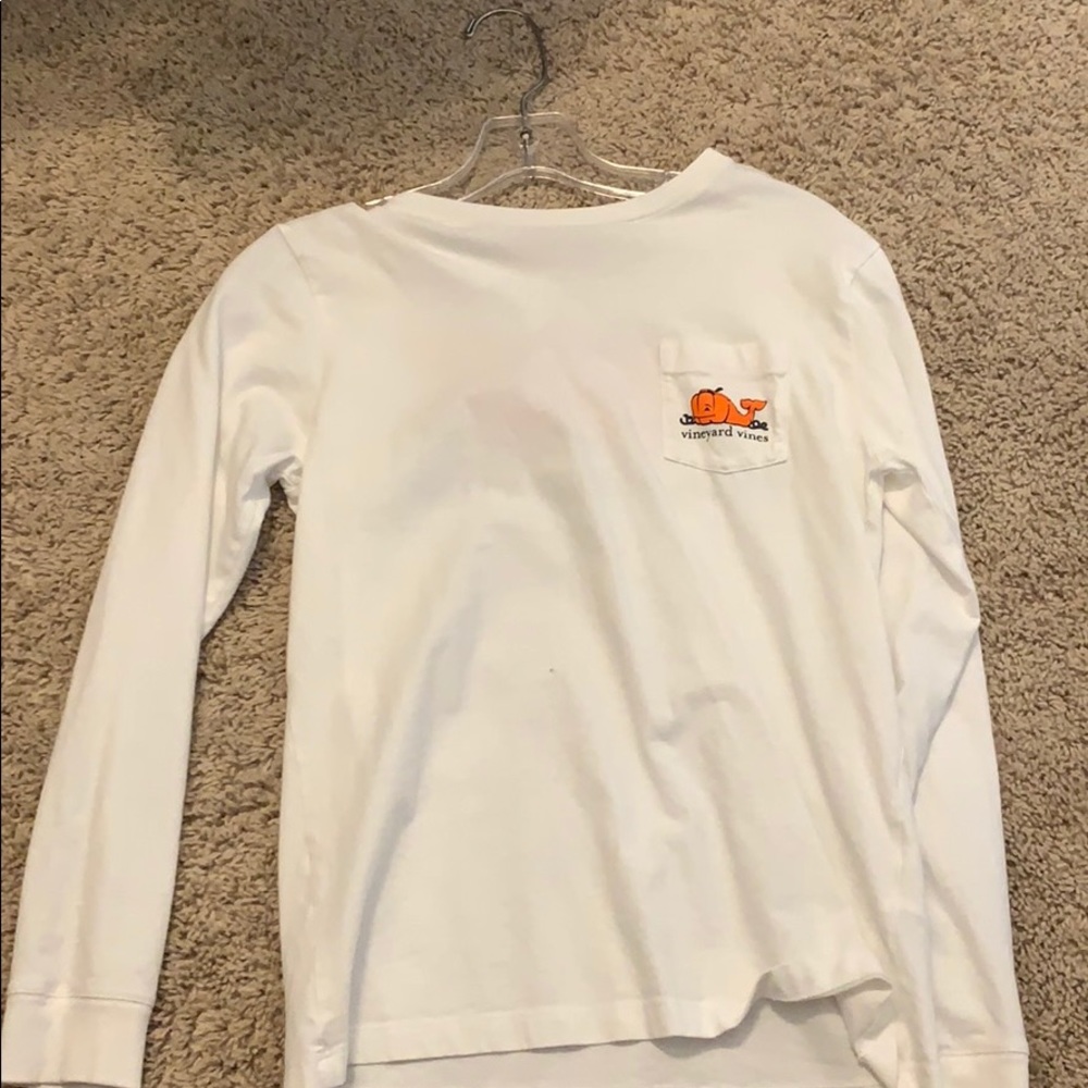 Kids size 12 vineyard vines Halloween shirt